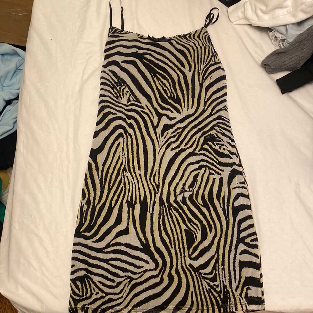 Urban Outfitters black, white and yellow dress-Urban Renewal